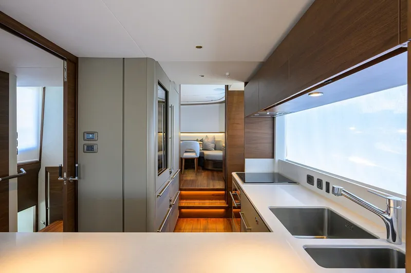 Slide: The Image of Princess X80 2028 - 131