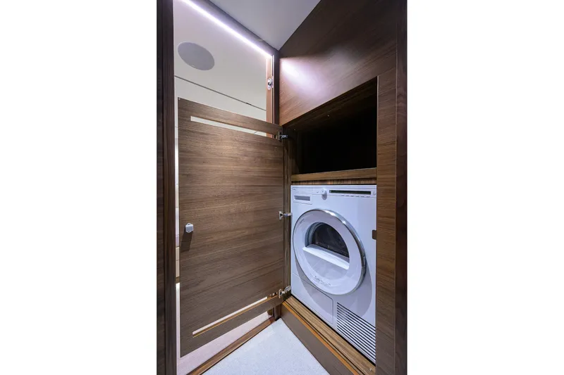 Slide: The Image of Princess X80 2028 - 137