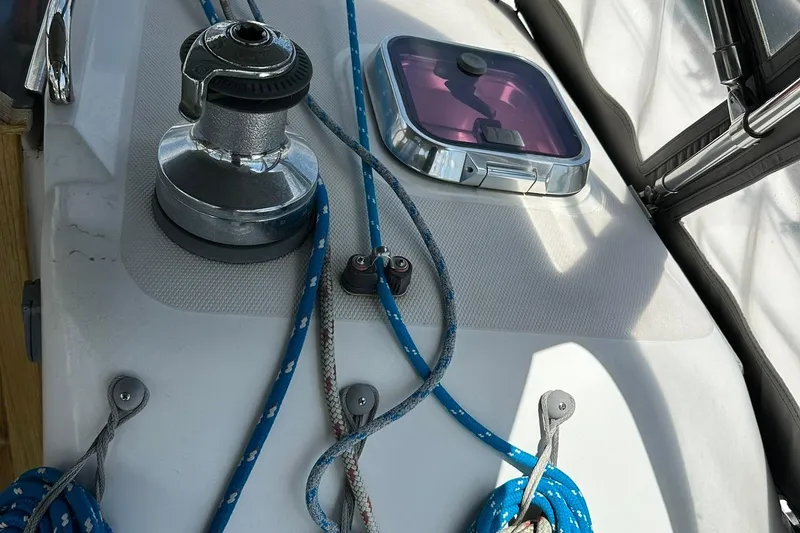 Slide: The Image of Deck of 2007 Sabre 386 sailboat with winch and ropes. - 31