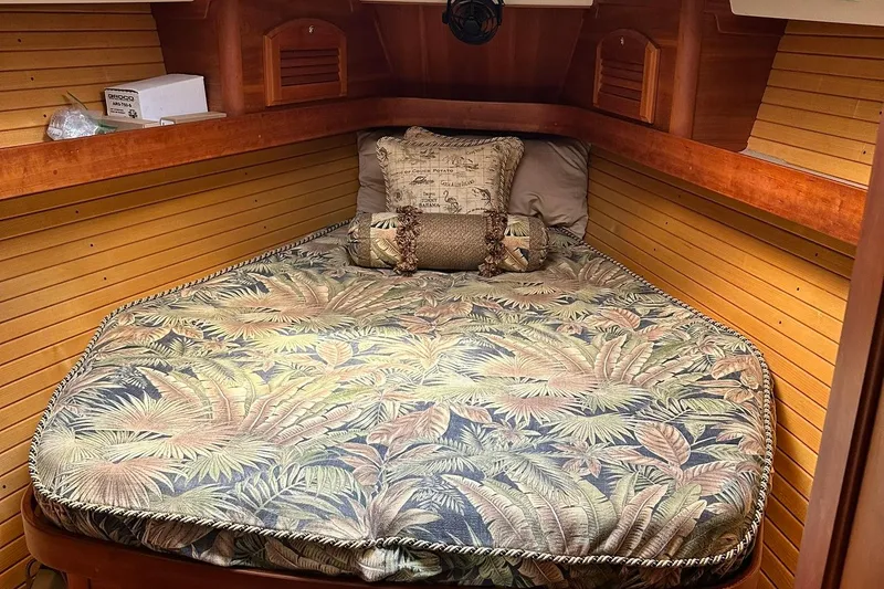 Slide: The Image of Cozy cabin interior of 2007 Sabre 386 yacht with tropical bedding. - 70