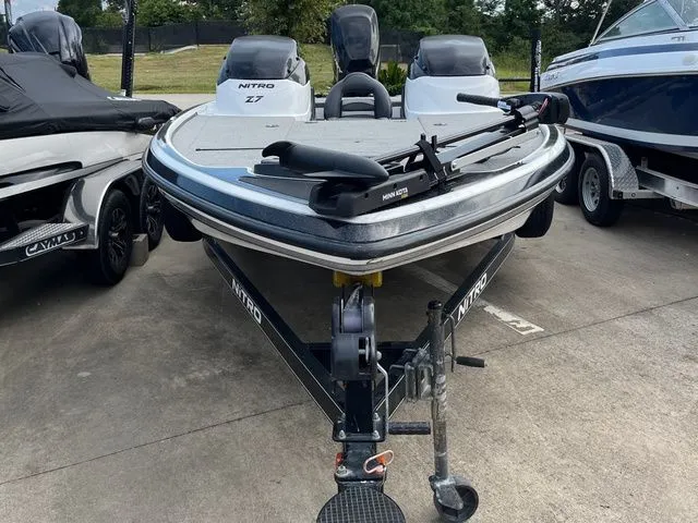 Slide: The Image of Nitro Z7DC 2011 - 7