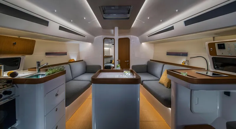 Slide: The Image of Beneteau First 36 - 5