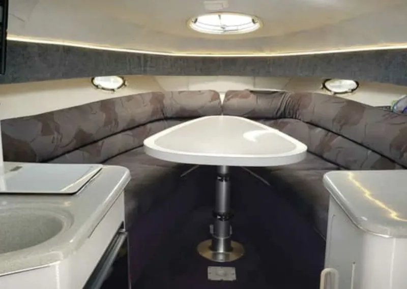 Slide: The Image of Chris-Craft Crowne 302 1996 - 10