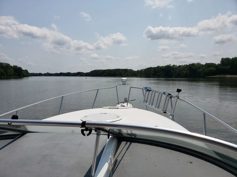 Slide: The Image of Chris-Craft Crowne 302 1996 - 13