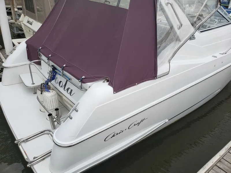 Slide: The Image of Chris-Craft Crowne 302 1996 - 14