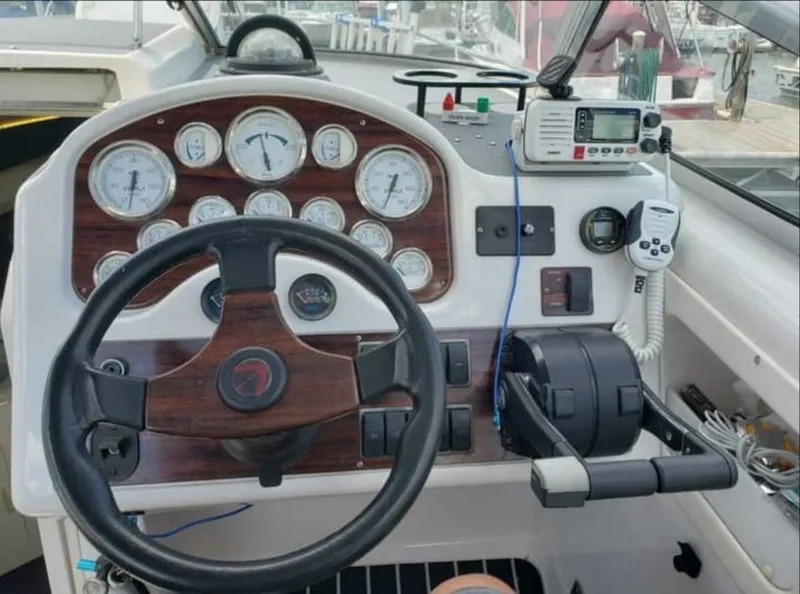 Slide: The Image of Chris-Craft Crowne 302 1996 - 5