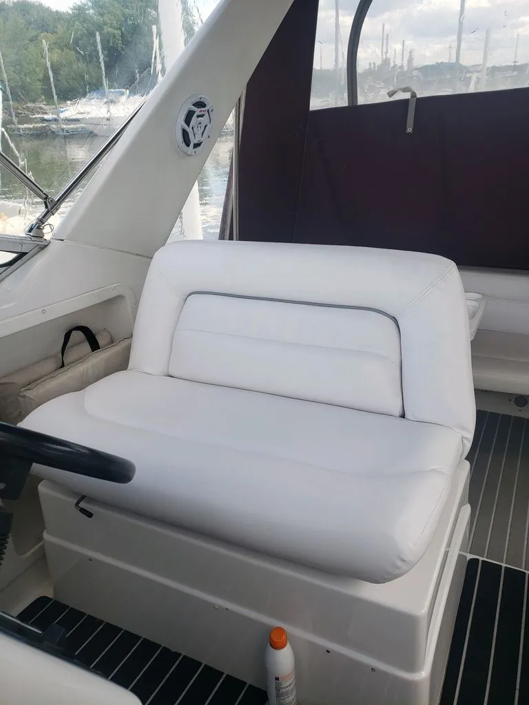 Slide: The Image of Chris-Craft Crowne 302 1996 - 8