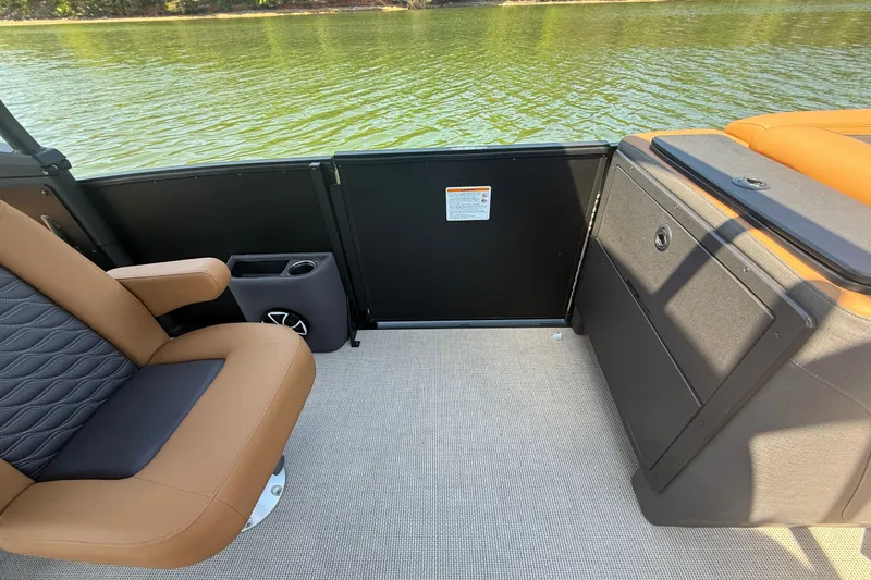 Slide: The Image of Harris Sunliner 250 Sport 2026 - 14