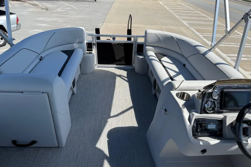Slide: The Image of 2026 Avalon Venture 85 Versatile rear Bench interior with plush seating and modern dashboard. - 22