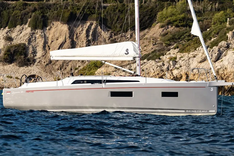 Slide: The Image of Beneteau Oceanis 34.1 - 3