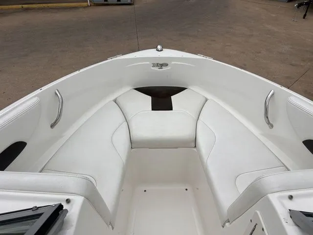 Slide: The Image of Chaparral 19 H2O Sport 2012 - 11