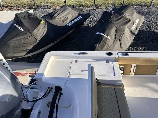 Slide: The Image of Sportsman Masters 247 Bay Boat 2021 - 19