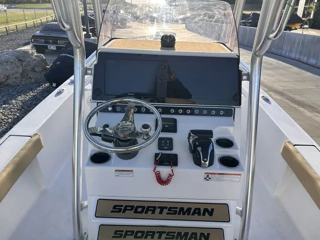 Slide: The Image of Sportsman Masters 247 Bay Boat 2021 - 20