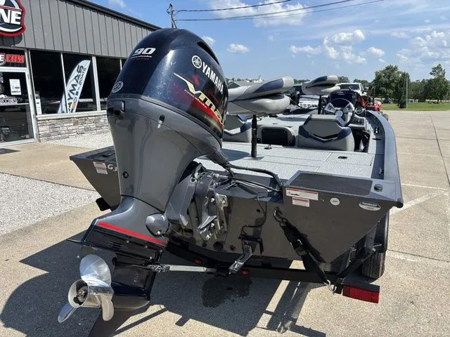 Slide: The Image of G3 Sportsman 1710 2021 - 2