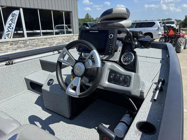 Slide: The Image of G3 Sportsman 1710 2021 - 5