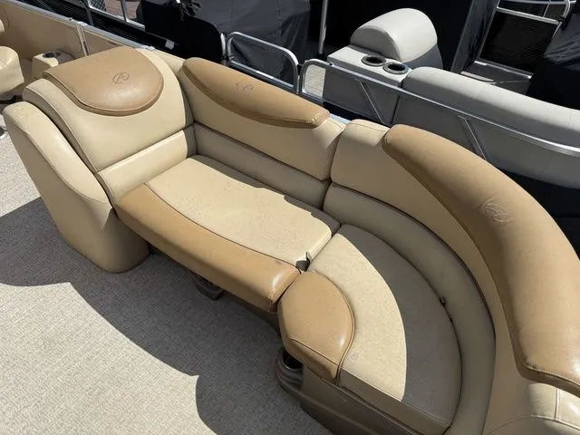 Slide: The Image of Avalon Catalina Cruise 25' 2019 - 3