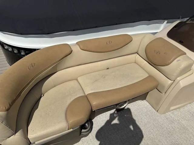 Slide: The Image of Avalon Catalina Cruise 25' 2019 - 6