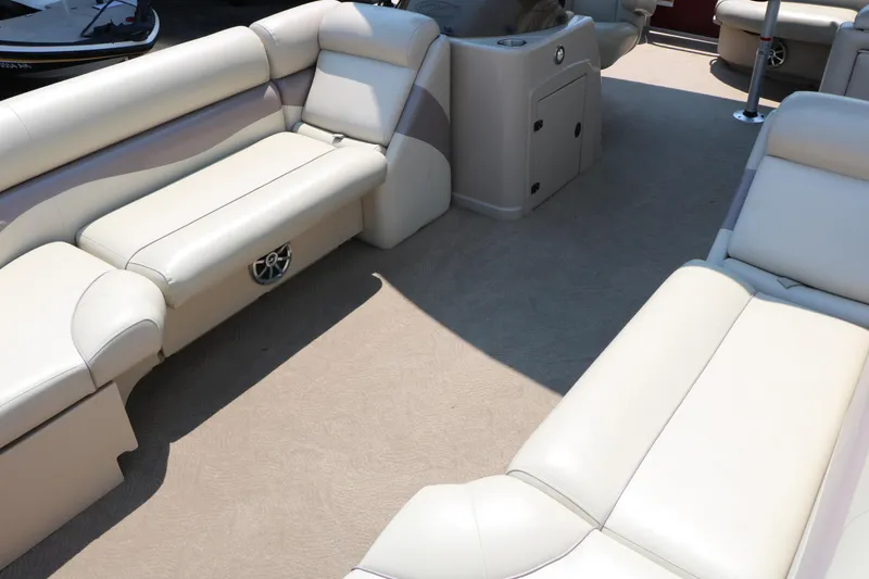 Slide: The Image of 2014 Veranda Relax V2275 boat interior with beige seating and spacious layout. - 13