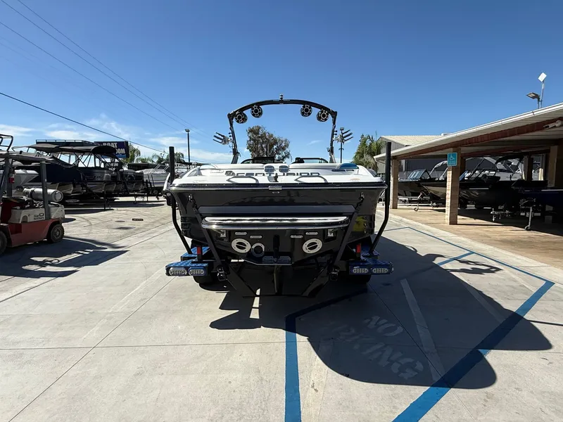 Slide: The Image of Centurion Enzo FX44 2014 - 7