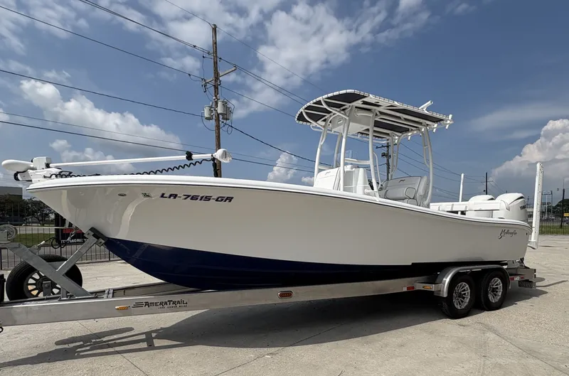 Slide: The Image of Yellowfin 26 Hybrid 2024 - 3