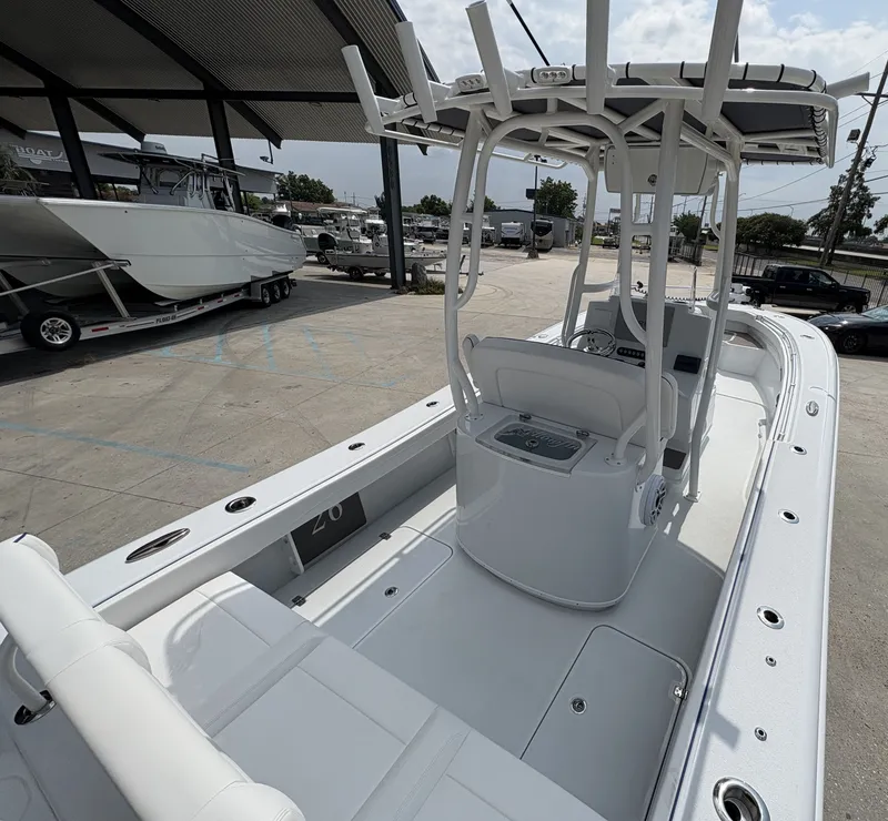 Slide: The Image of Yellowfin 26 Hybrid 2024 - 5