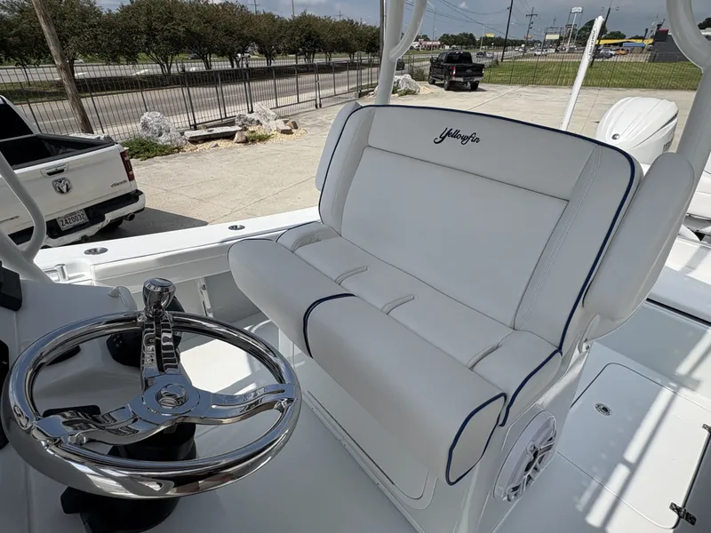 Slide: The Image of Yellowfin 26 Hybrid 2024 - 8