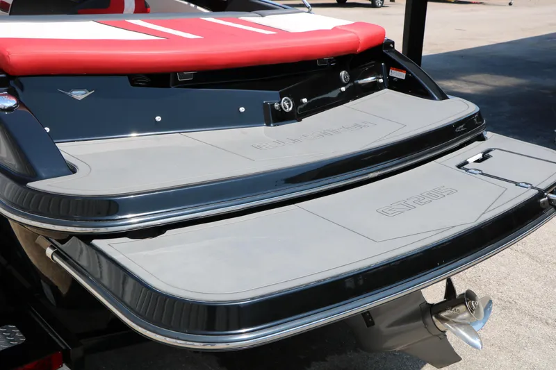 Slide: The Image of 2015 Glastron 205 GTS boat stern with swim platform and propeller. - 10