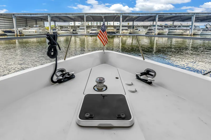 Slide: The Image of Neptunus 65 Flybridge 2000 - 54