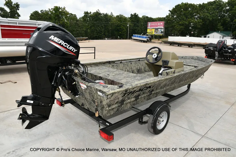 Slide: The Image of Tracker 1648 SC 2026 - 15