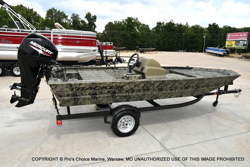 Slide: The Image of Tracker 1648 SC 2026 - 16