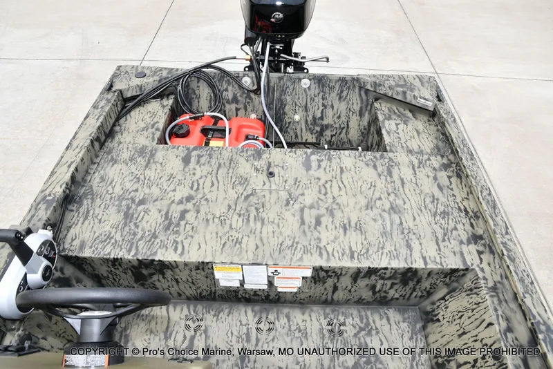 Slide: The Image of Tracker 1648 SC 2026 - 46