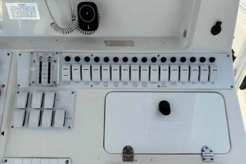 Slide: The Image of Control panel of a 2005 Fountain 34 Sportfish CC Open Bow boat. - 46