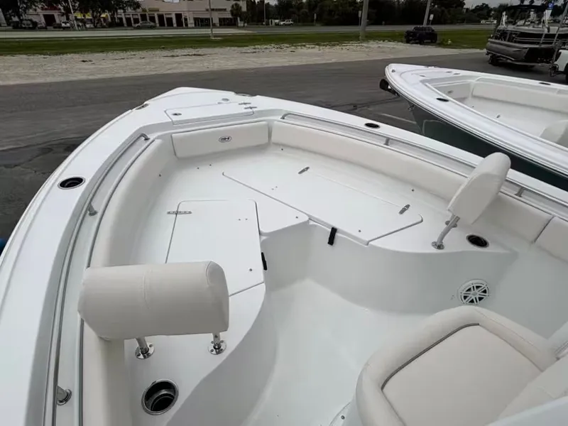 Slide: The Image of Sea Hunt Ultra 234 2026 - 9