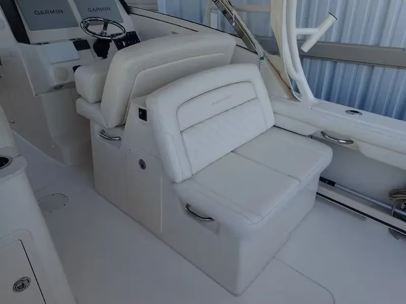 Slide: The Image of Grady-White Freedom 325 2021 - 11