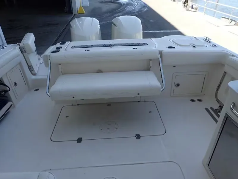 Slide: The Image of Grady-White Freedom 325 2021 - 18