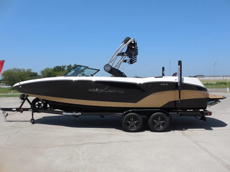 Slide: The Image of MasterCraft NXT24 2024 - 5