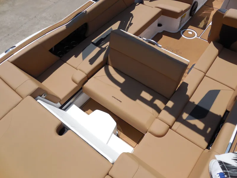 Slide: The Image of MasterCraft NXT24 2024 - 9