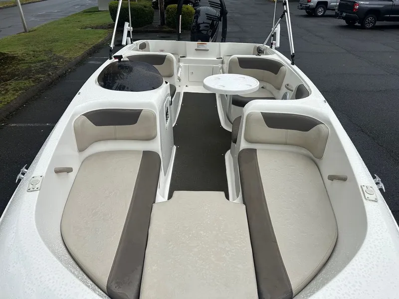 Slide: The Image of Bayliner Element E18 2017 - 3