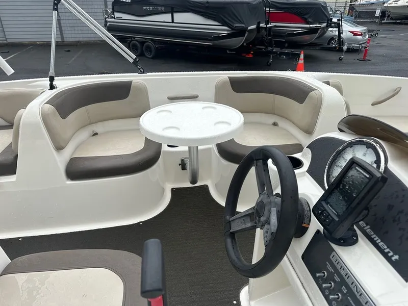 Slide: The Image of Bayliner Element E18 2017 - 4