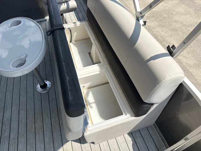 Slide: The Image of G3 V18F 2020 - 23