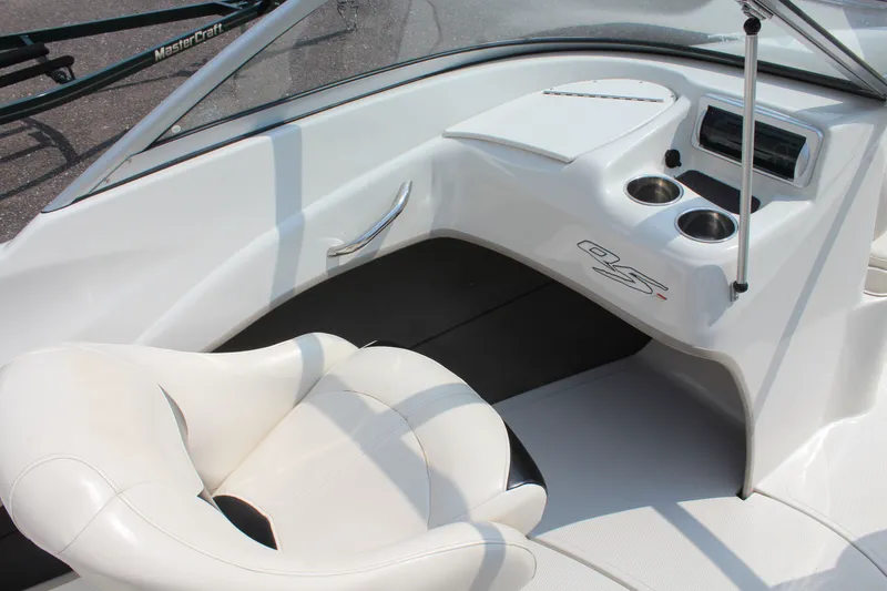 Slide: The Image of Tahoe Q5i 2013 - 10