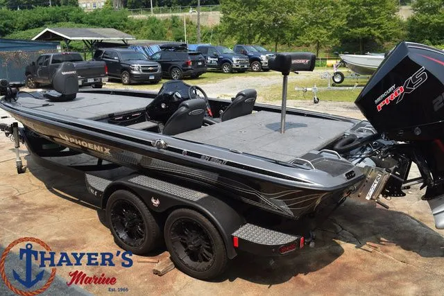 Slide: The Image of Phoenix Bass Boat 921 Elite II 2025 - 21