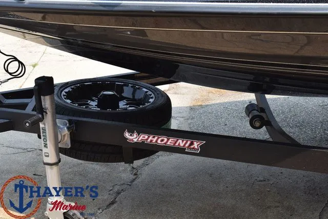 Slide: The Image of Phoenix Bass Boat 921 Elite II 2025 - 23
