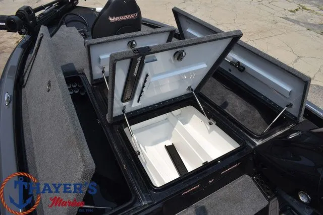 Slide: The Image of Phoenix Bass Boat 921 Elite II 2025 - 26