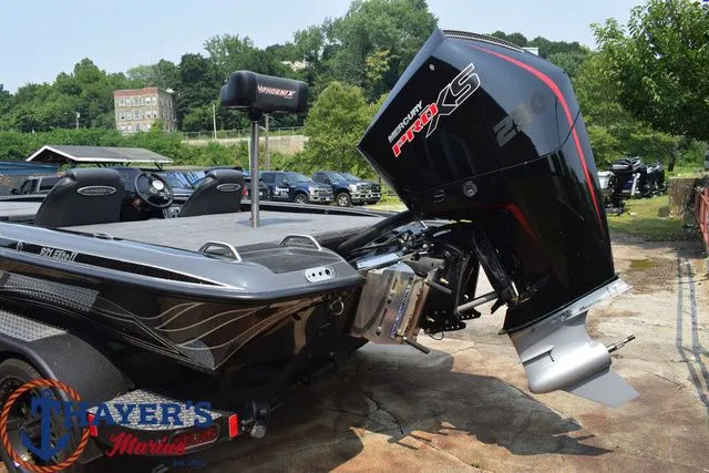 Slide: The Image of Phoenix Bass Boat 921 Elite II 2025 - 5