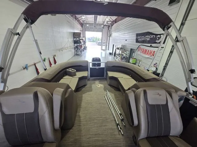 Slide: The Image of Bennington 22 SSR 2021 - 12