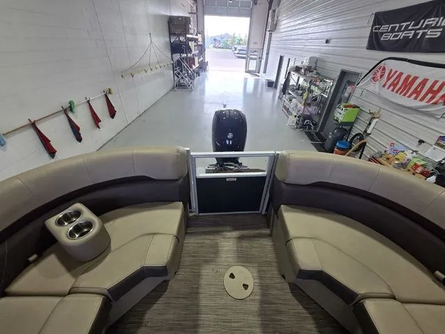 Slide: The Image of Bennington 22 SSR 2021 - 14