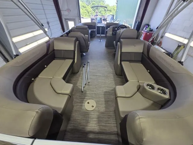 Slide: The Image of Bennington 22 SSR 2021 - 6