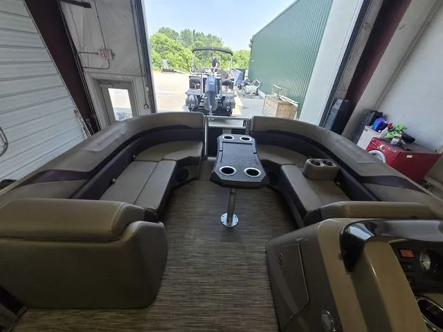 Slide: The Image of Bennington 22 SSR 2021 - 7