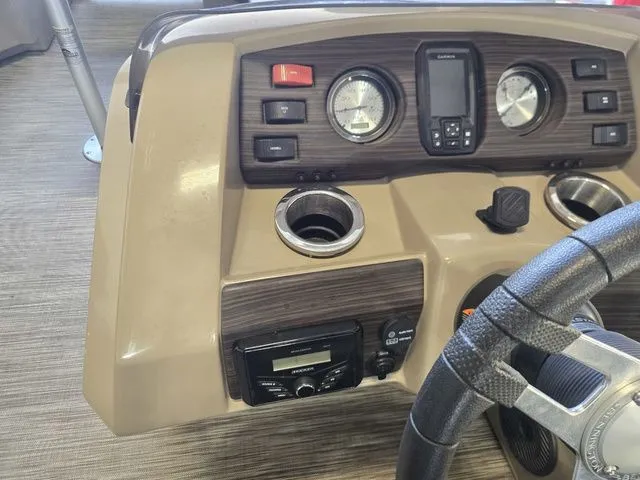 Slide: The Image of Bennington 22 SSR 2021 - 9